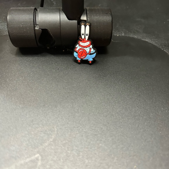 3/$8 Happy Mr. Krabs Croc Charm - Picture 1 of 1